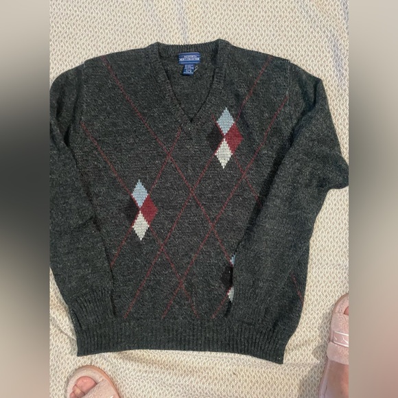 Mervyns men collection sweather - Picture 3 of 3